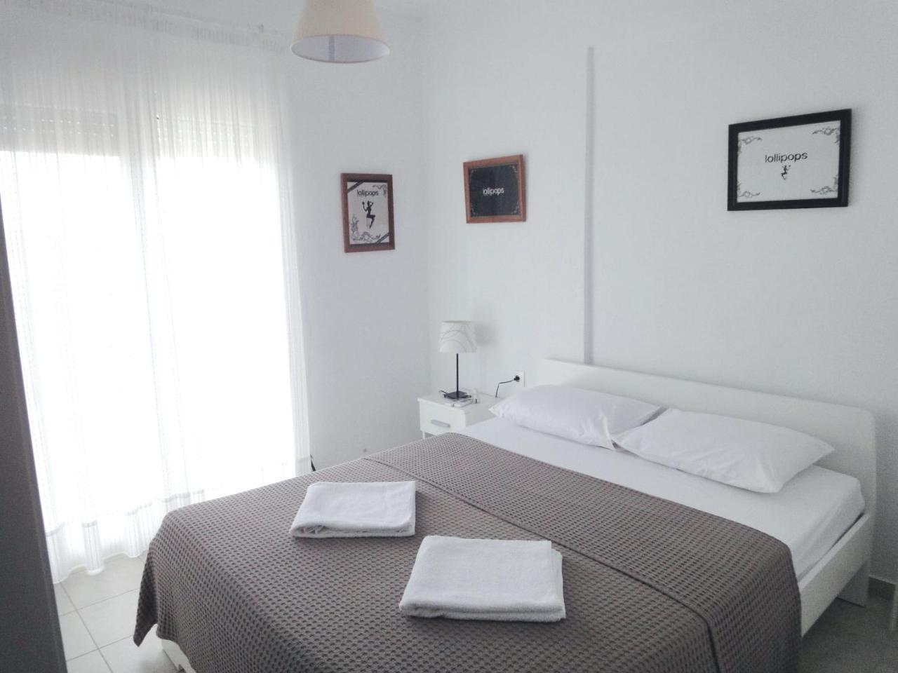 Polychrono Nikos Apartment Extérieur photo